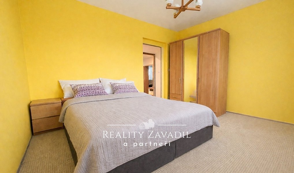 Prodej domu 130 m² s pozemkem 1 716 m², Vroutek – náhled fotky 7