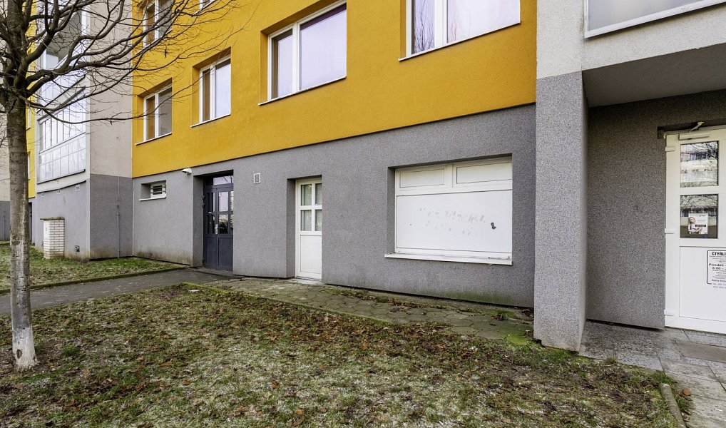 Pronájem obchodních prostor 22 m², Most – náhled fotky 6
