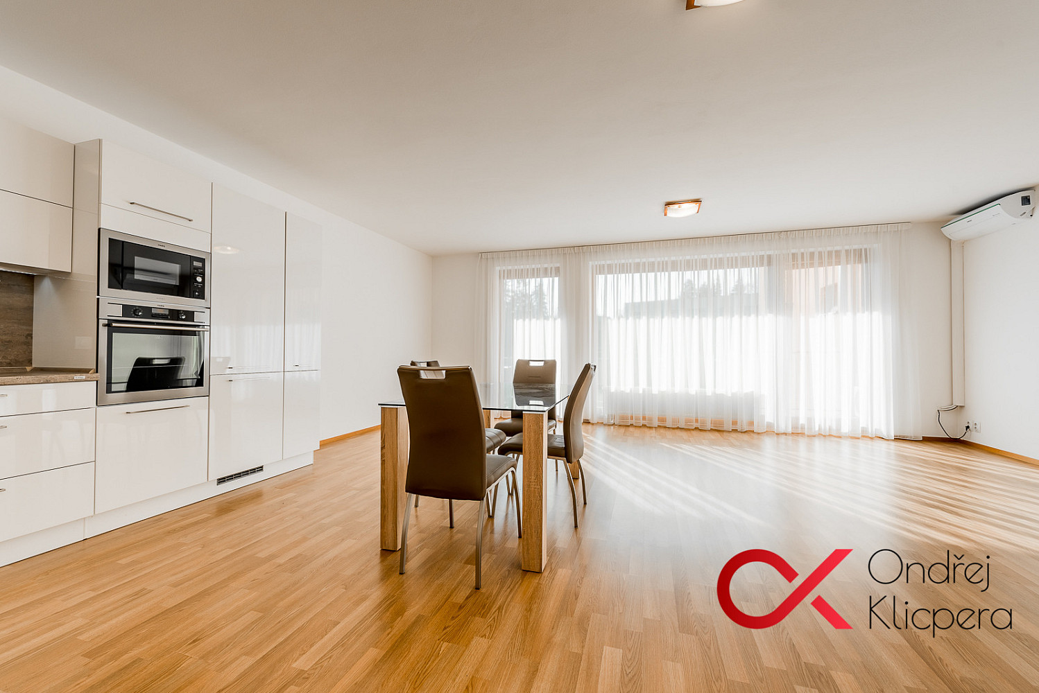 Pronájem bytu 3+kk 104 m² — photo 4