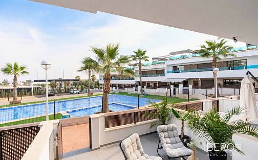 Prodej domu 115 m² s pozemkem 115 m², Los Balcones, Španělsko