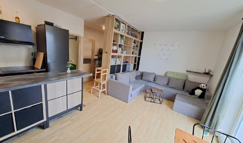 Prodej bytu 2+kk 57 m², Jesenice – náhled fotky 2