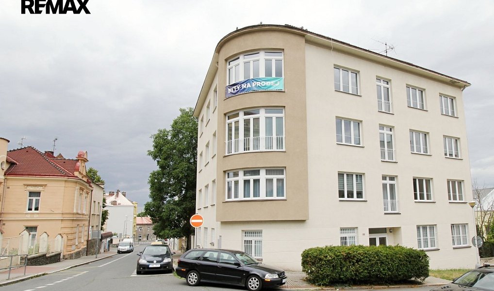 Pronájem bytu 1+kk 34 m², Kolín – náhled fotky 12