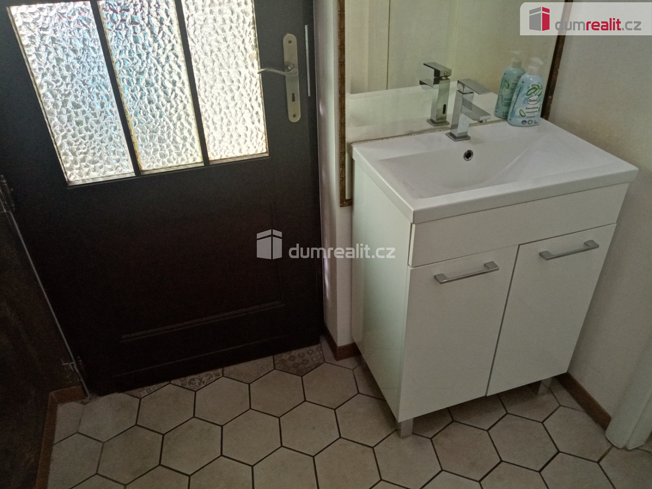 Pronájem obchodních prostor 70 m² – fotografie 4