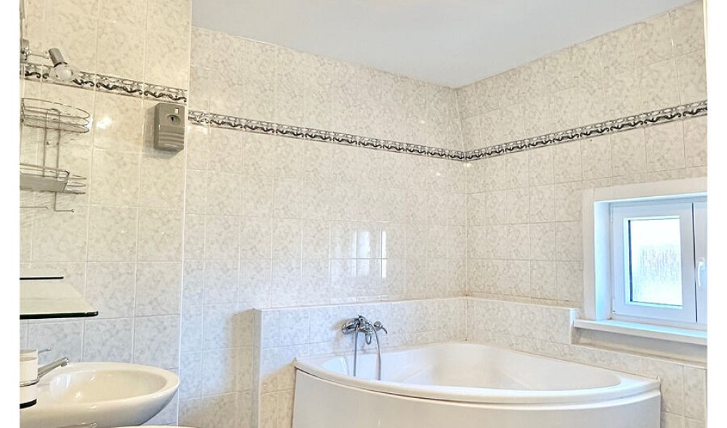 Prodej nájemního domu, činžáku 730 m², Teplice – náhled fotky 37