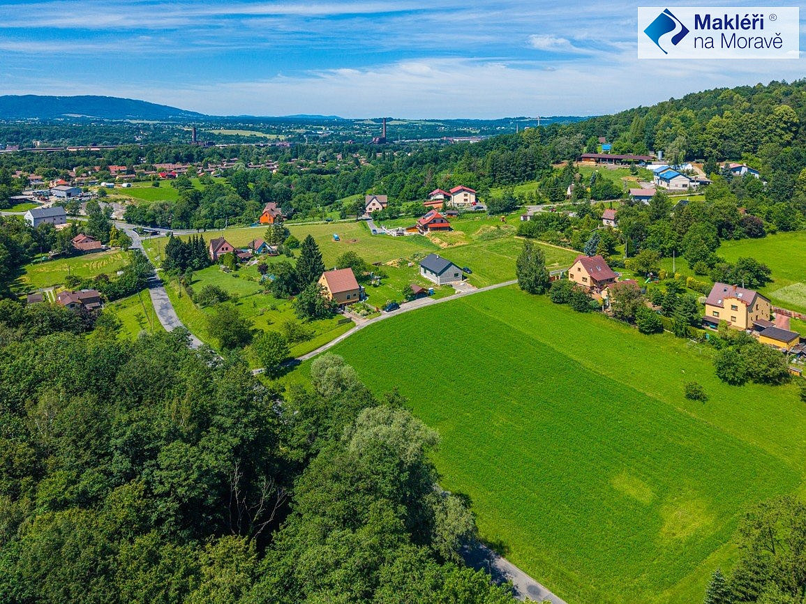 Prodej stavebního pozemku 2 811 m² – fotografie 5