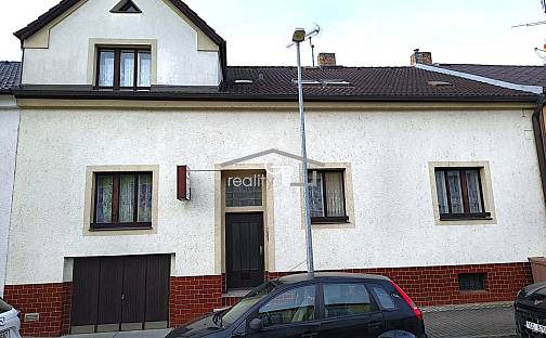 Pronájem domu 197 m² s pozemkem 347 m², Jar. Ježka, České Budějovice - České Budějovice 5