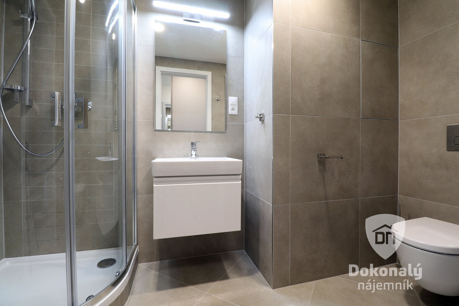 Pronájem bytu 1+kk 34 m² – fotografie 3