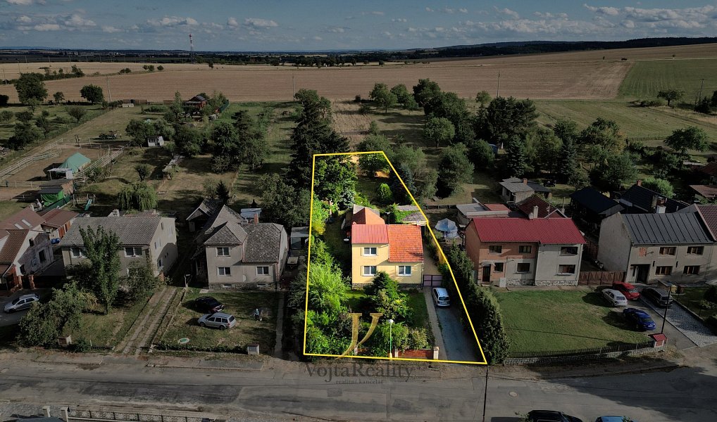 Prodej domu 160 m² s pozemkem 1 494 m², Cholina – náhled fotky 3