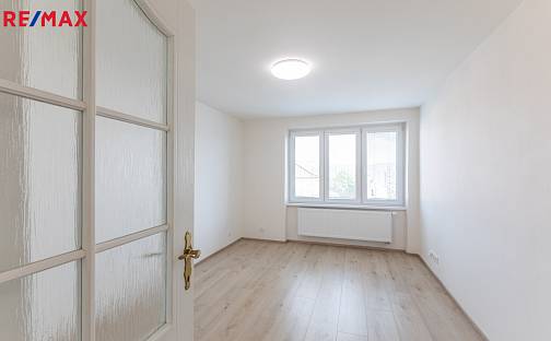 Pronájem bytu 3+1 58 m², Otínská, Praha 5 - Radotín