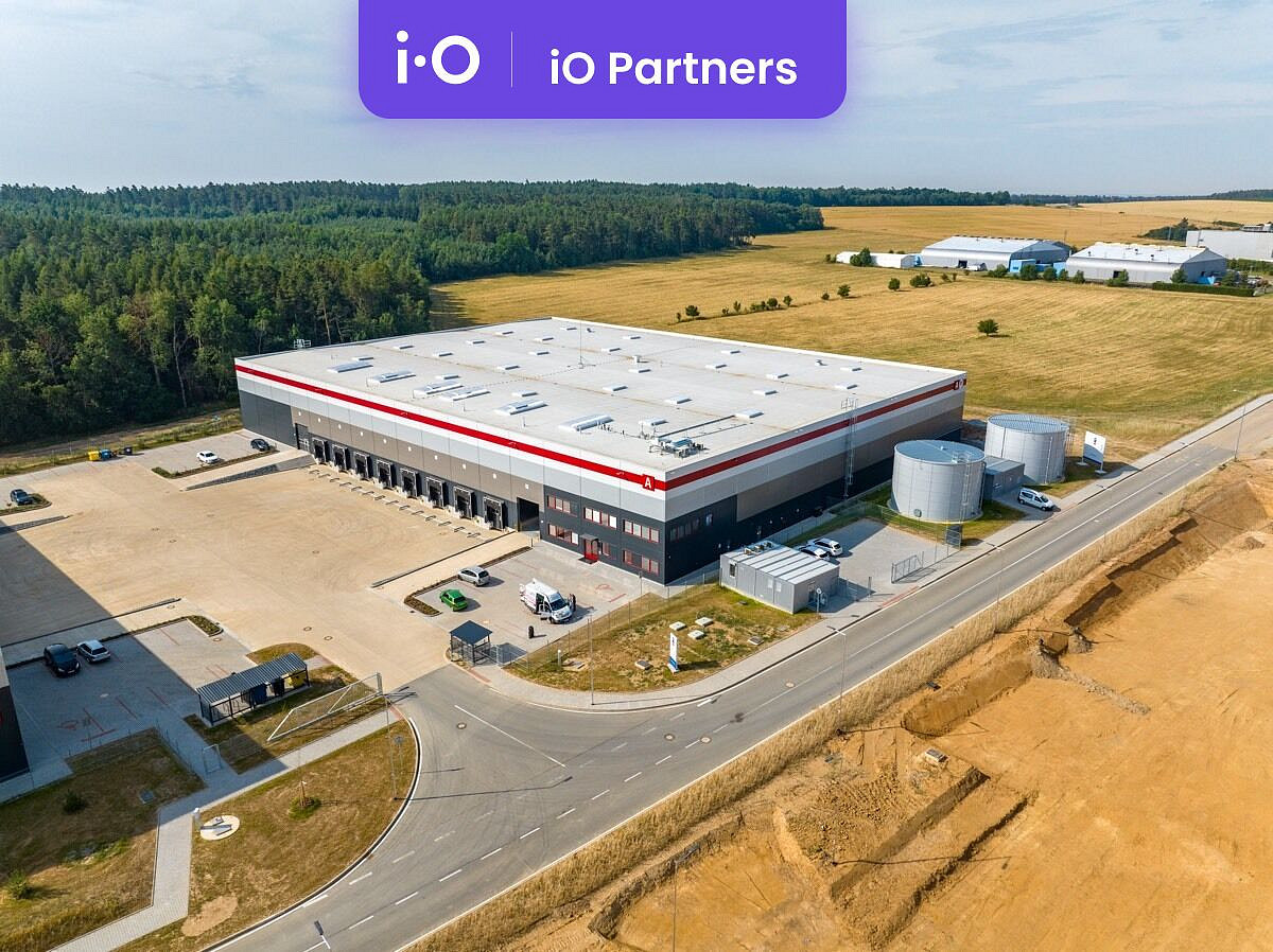 Pronájem skladovacích prostor 3 500 m² – fotografie 2