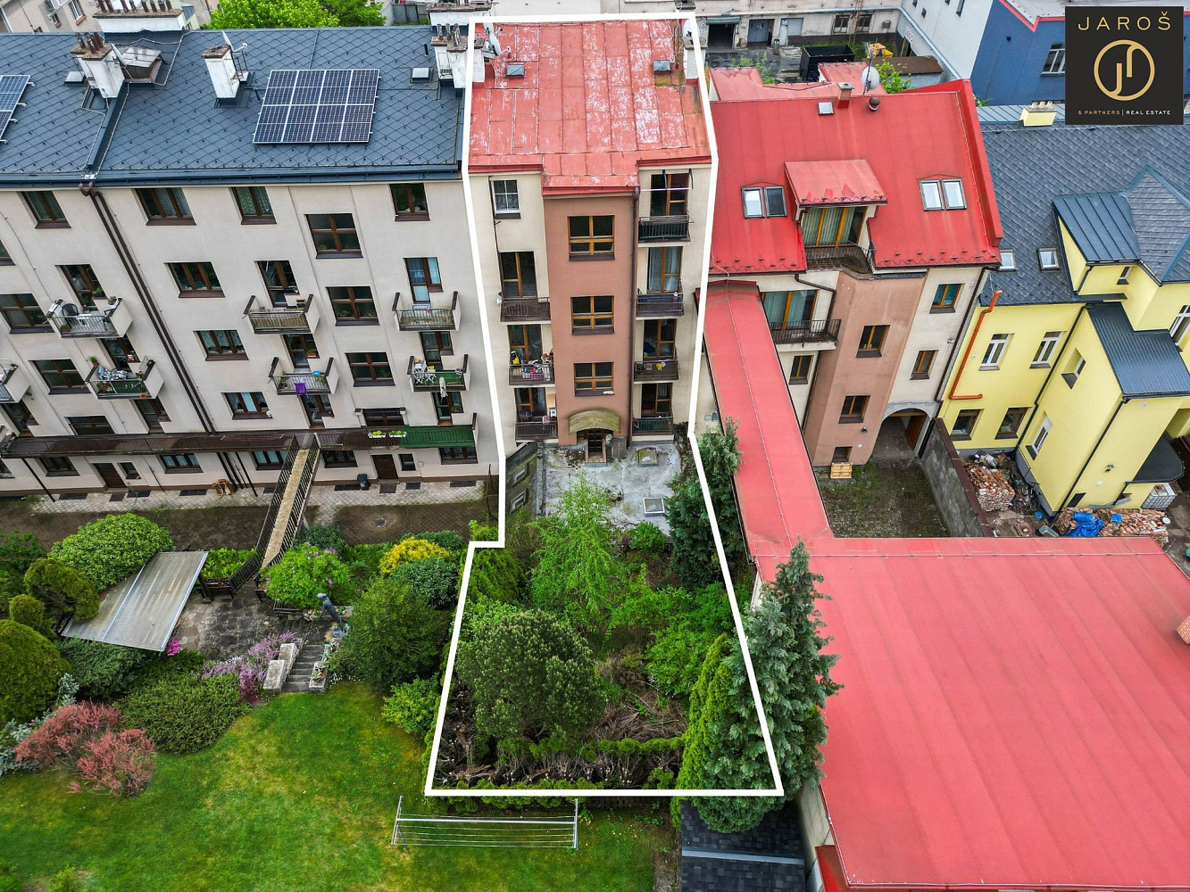 Prodej nájemního domu, činžáku 646 m² — photo 3