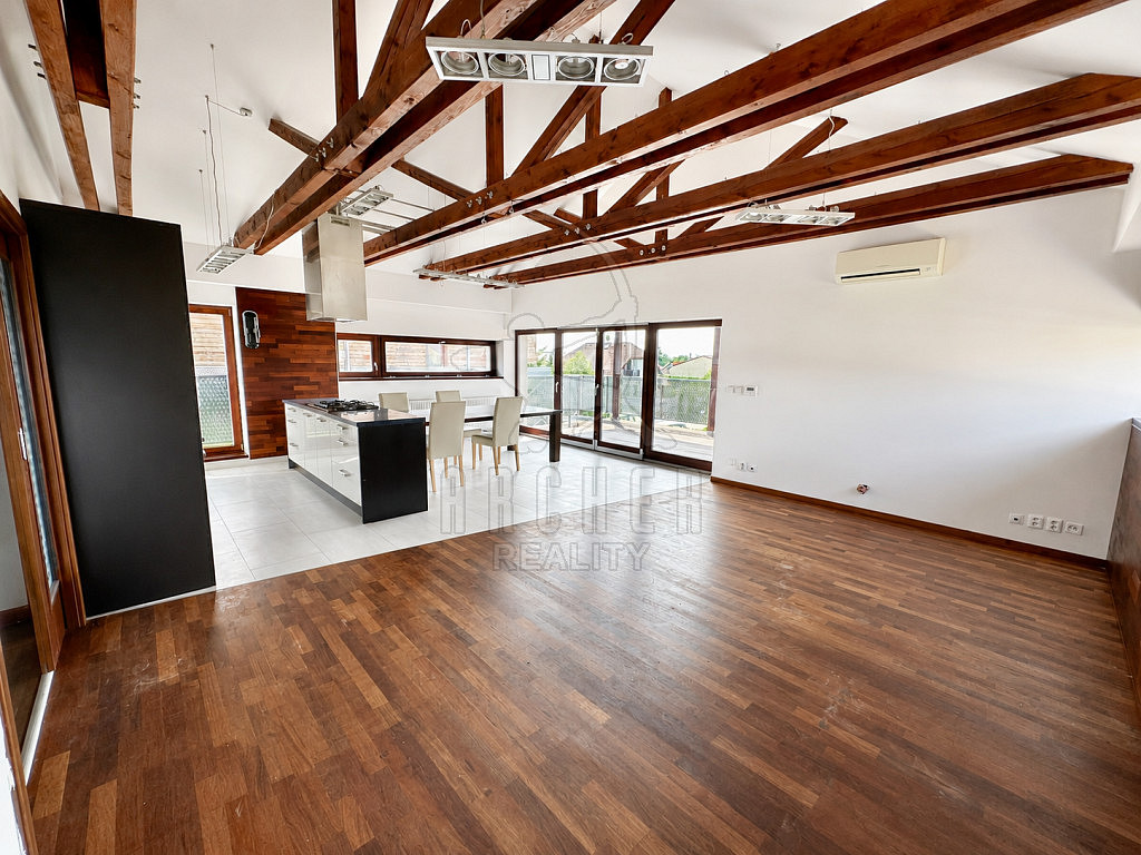 Prodej domu 317 m² s pozemkem 832 m² — photo 3