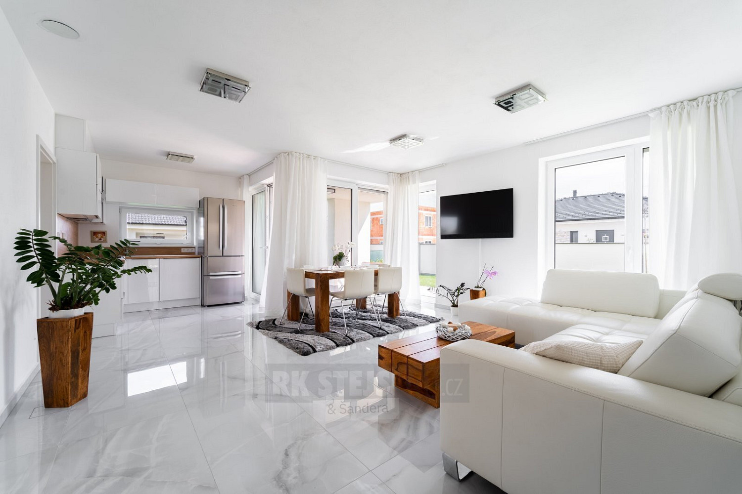 Prodej domu 84 m² s pozemkem 550 m² — photo 2