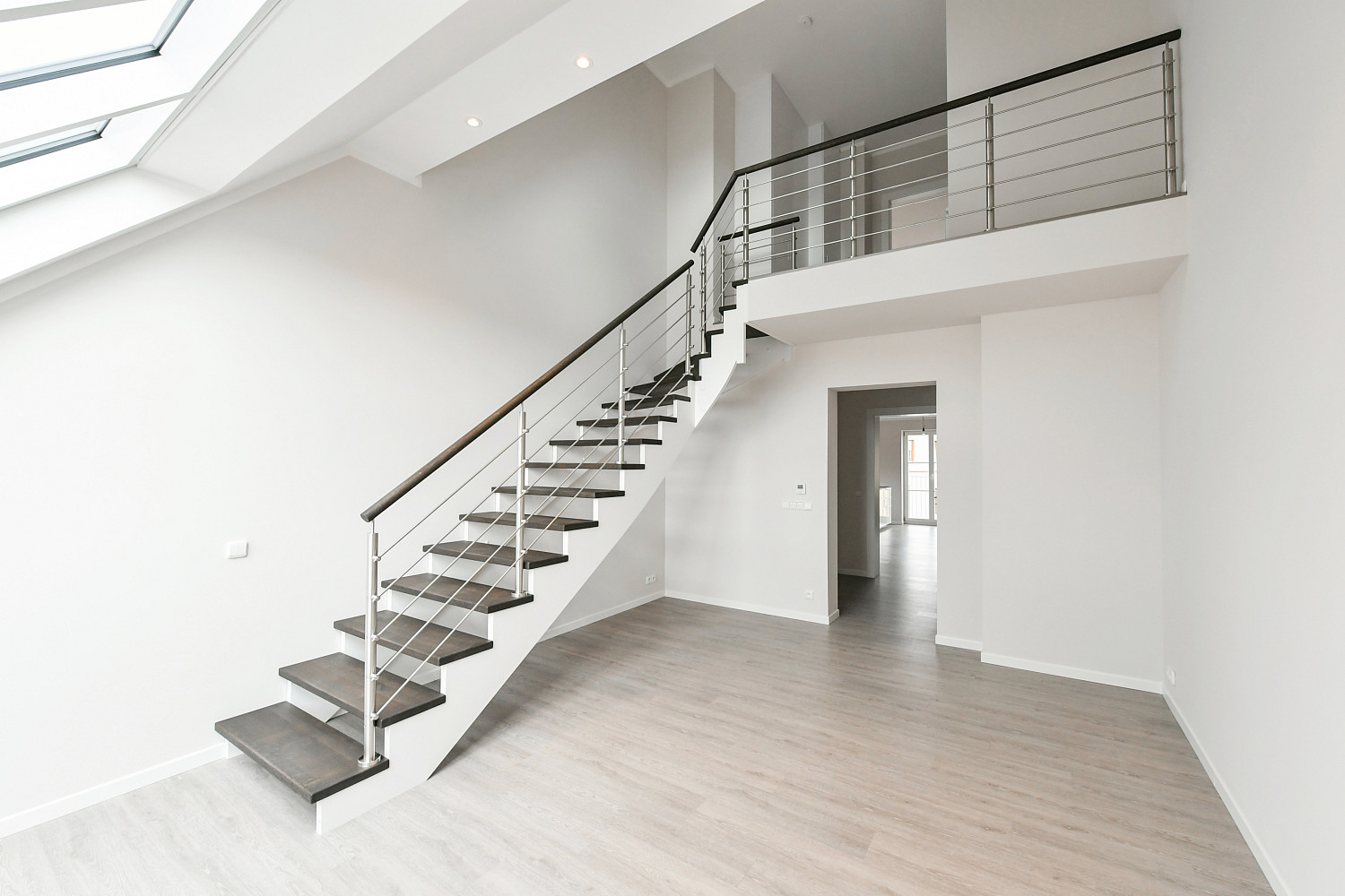 Pronájem bytu 4+kk 98 m²