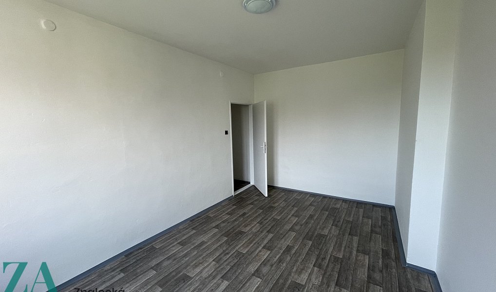 Pronájem bytu 2+1 51 m², Jirkov – náhled fotky 4