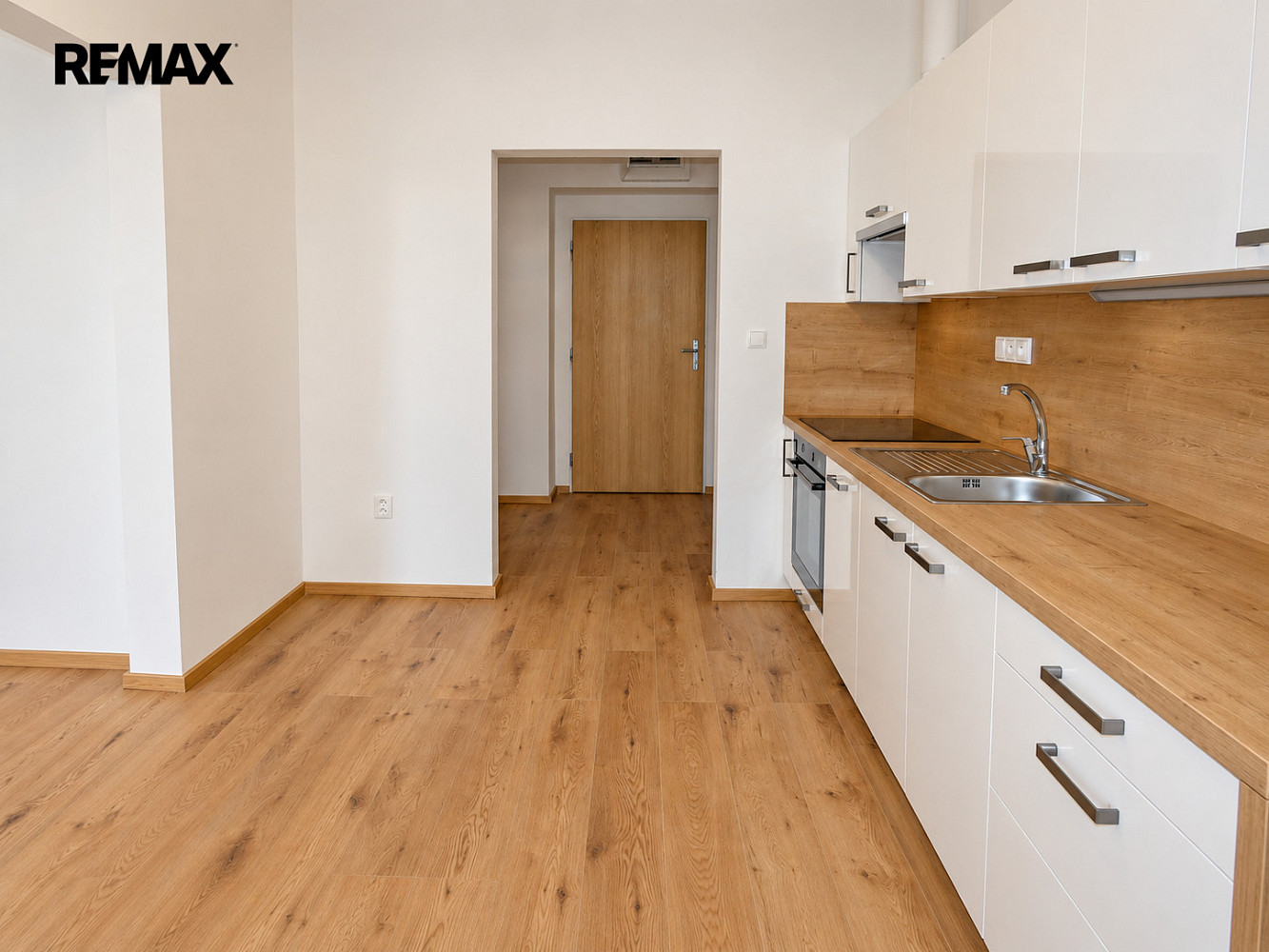 Pronájem bytu 2+kk 40 m² – fotografie 5