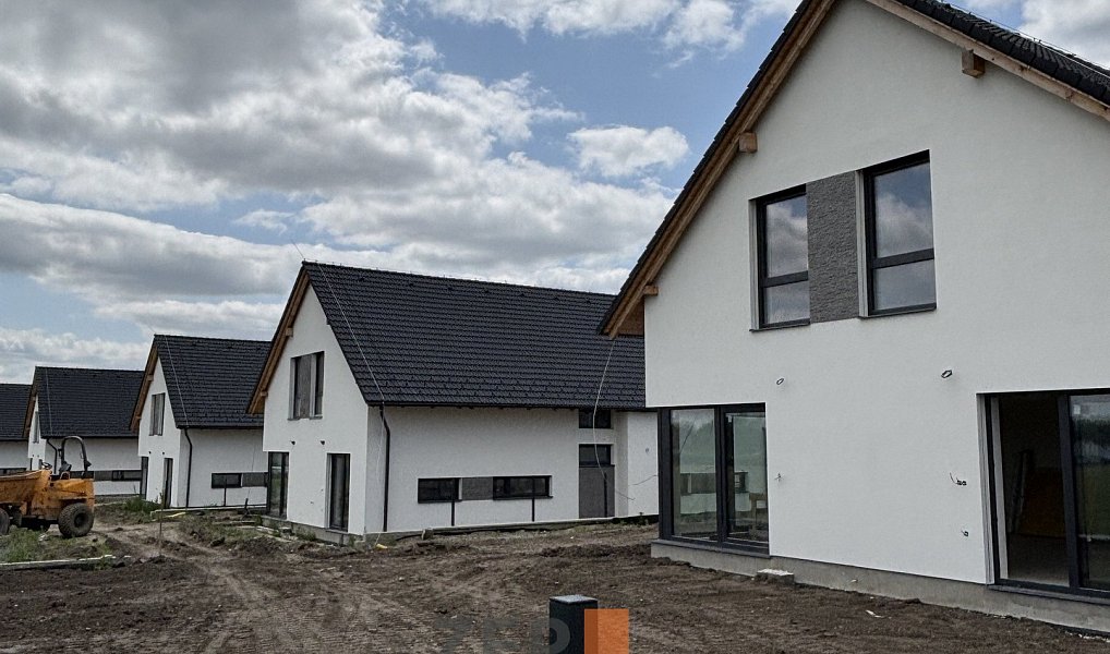 Prodej domu 228 m² s pozemkem 646 m², Dříteč – náhled fotky 25