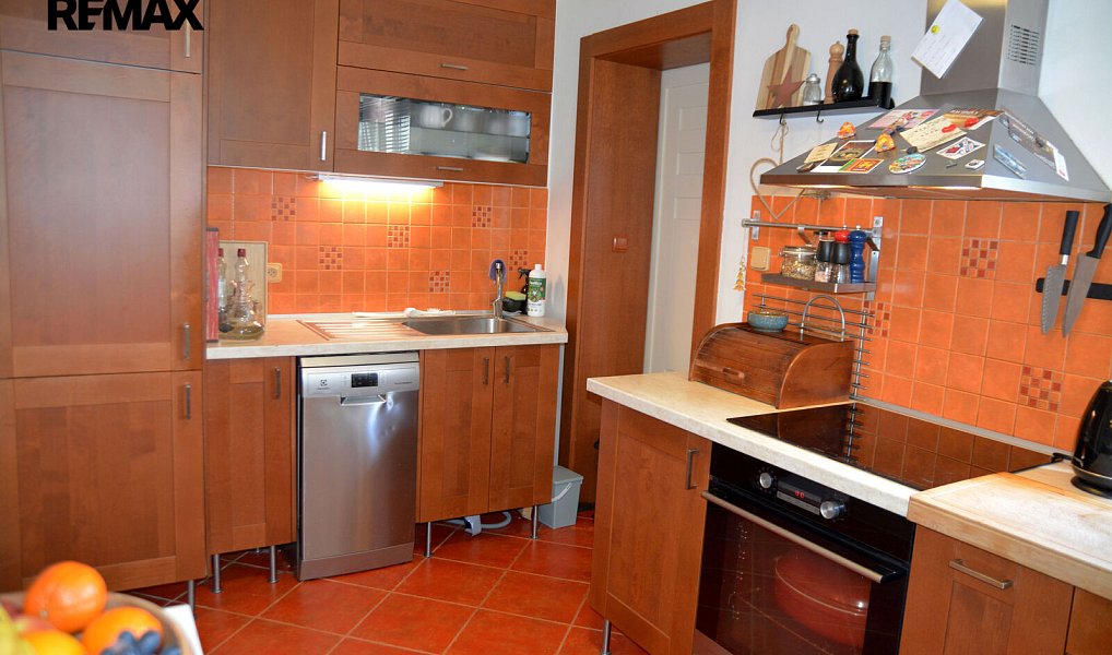 Prodej domu 195 m² s pozemkem 317 m², Praha – náhled fotky 10