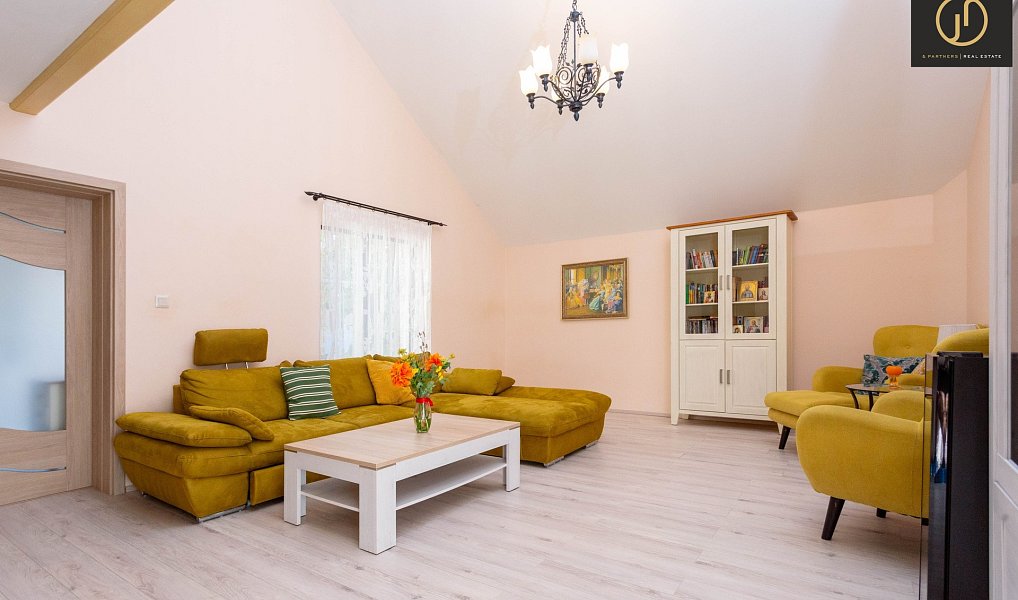 Prodej domu 350 m² s pozemkem 1 037 m², Karlovy Vary – náhled fotky 7
