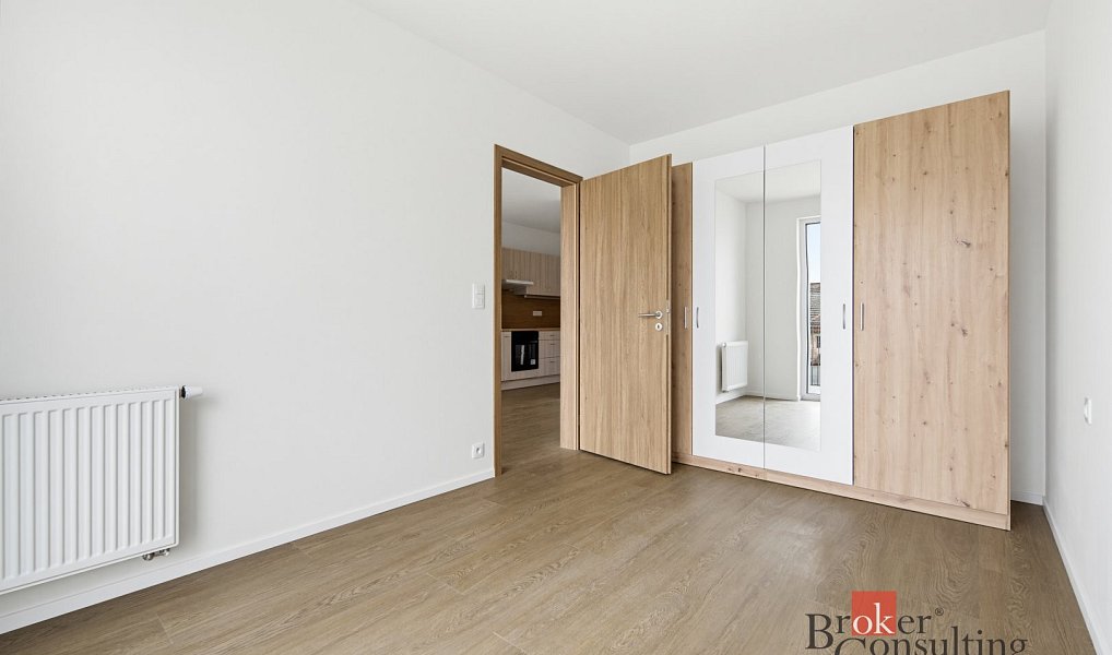 Pronájem bytu 2+kk 48 m², Hradec Králové – náhled fotky 5
