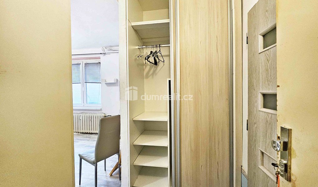 Prodej bytu 1+kk 24 m², Lovosice – náhled fotky 8