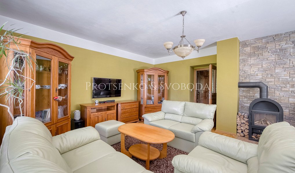 Prodej domu 257 m² s pozemkem 4 348 m², Ledečko – náhled fotky 15