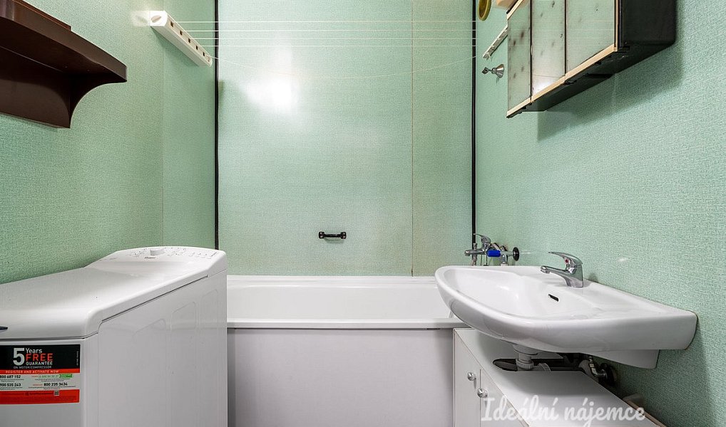 Pronájem bytu 3+kk 63 m², Praha – náhled fotky 9