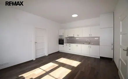 Pronájem bytu 2+kk 64 m², Mírové nám., Písek - Budějovické Předměstí