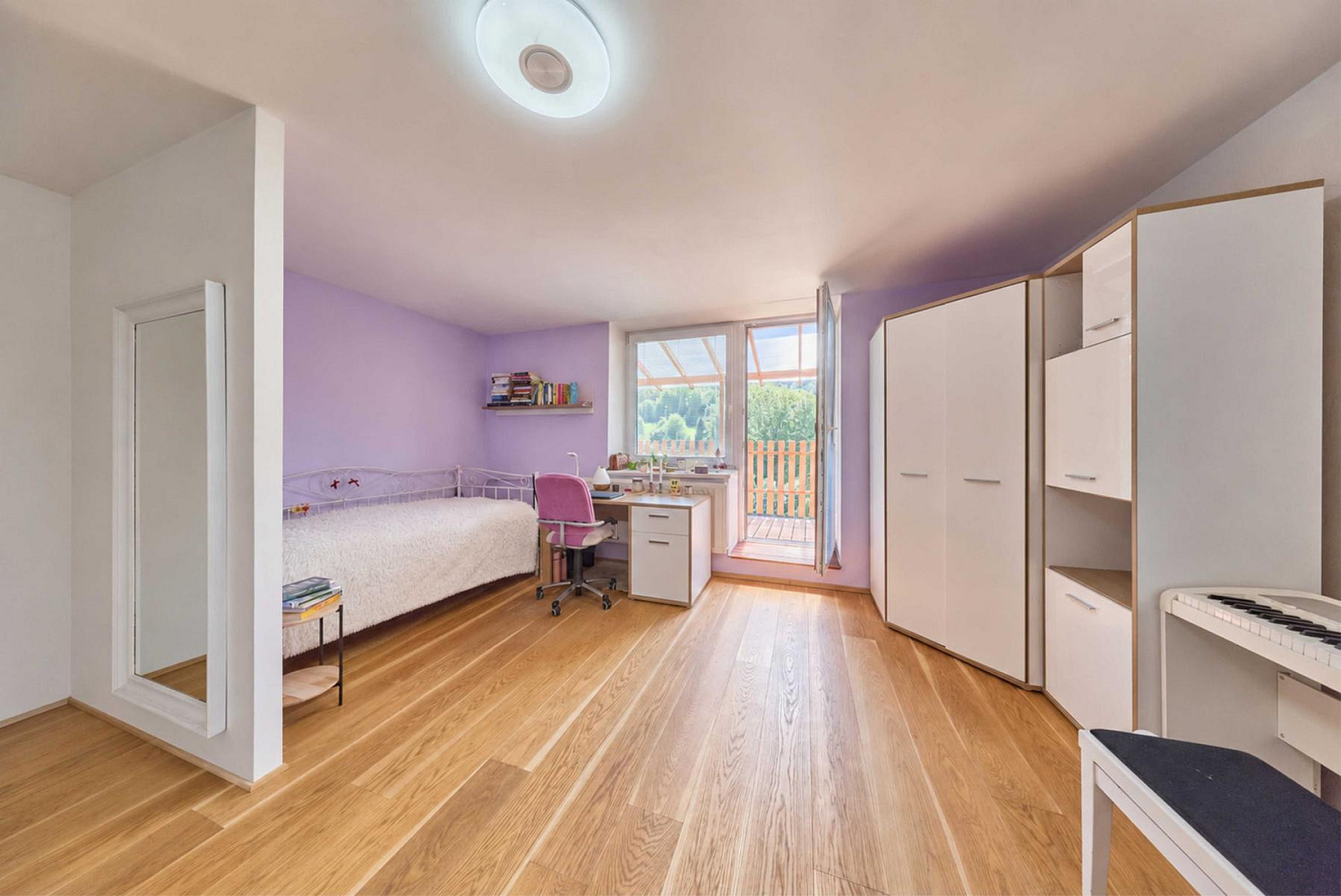 Prodej domu 204 m² s pozemkem 555 m² – fotografie 2