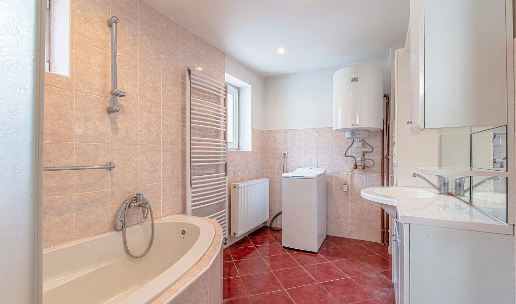 Prodej domu 255 m² s pozemkem 3 056 m², Šternberk – náhled fotky 26