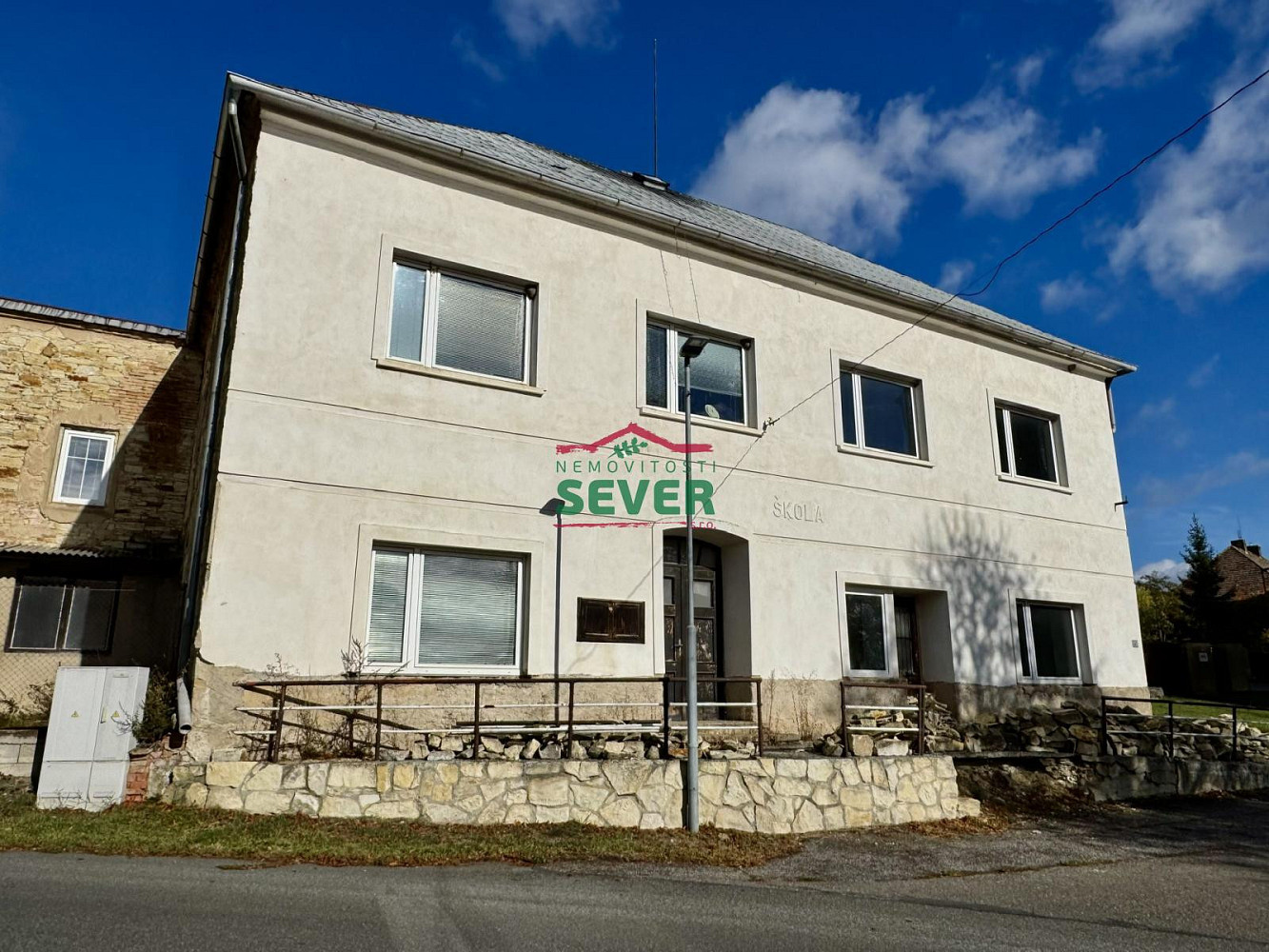 Prodej domu 200 m² s pozemkem 903 m²