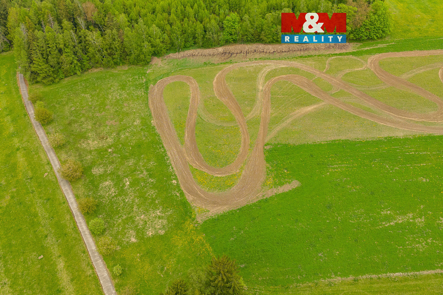 Prodej pole 969 m²
