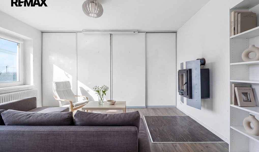 Prodej domu 180 m² s pozemkem 875 m², Čelákovice – náhled fotky 2