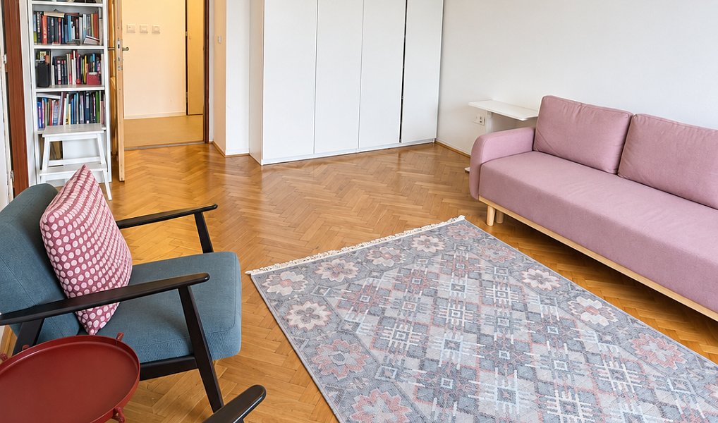 Prodej bytu 2+1 55 m², Praha – náhled fotky 2