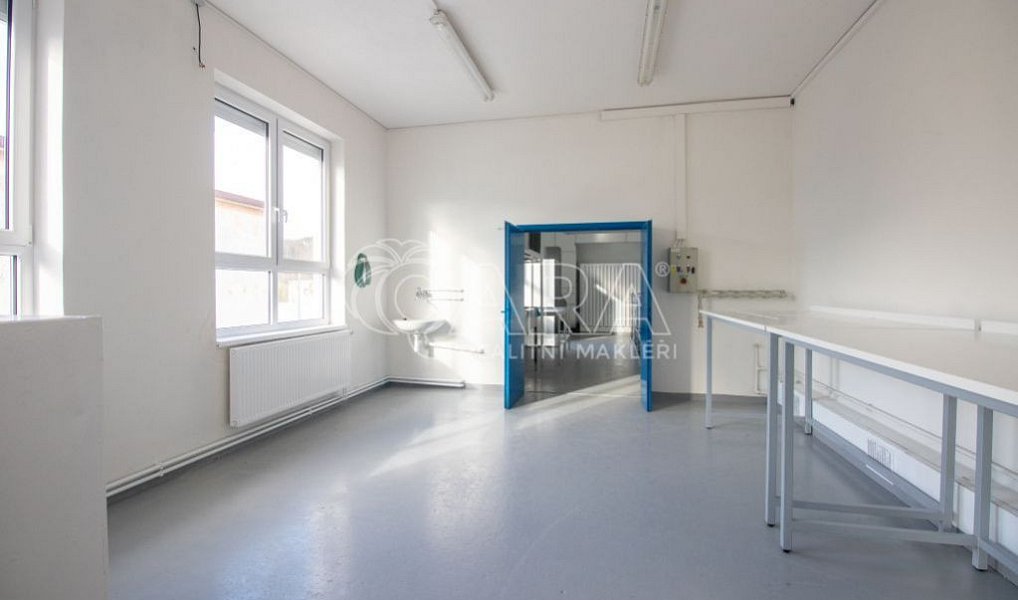 Pronájem skladovacích prostor 484 m², Frenštát pod Radhoštěm – náhled fotky 8