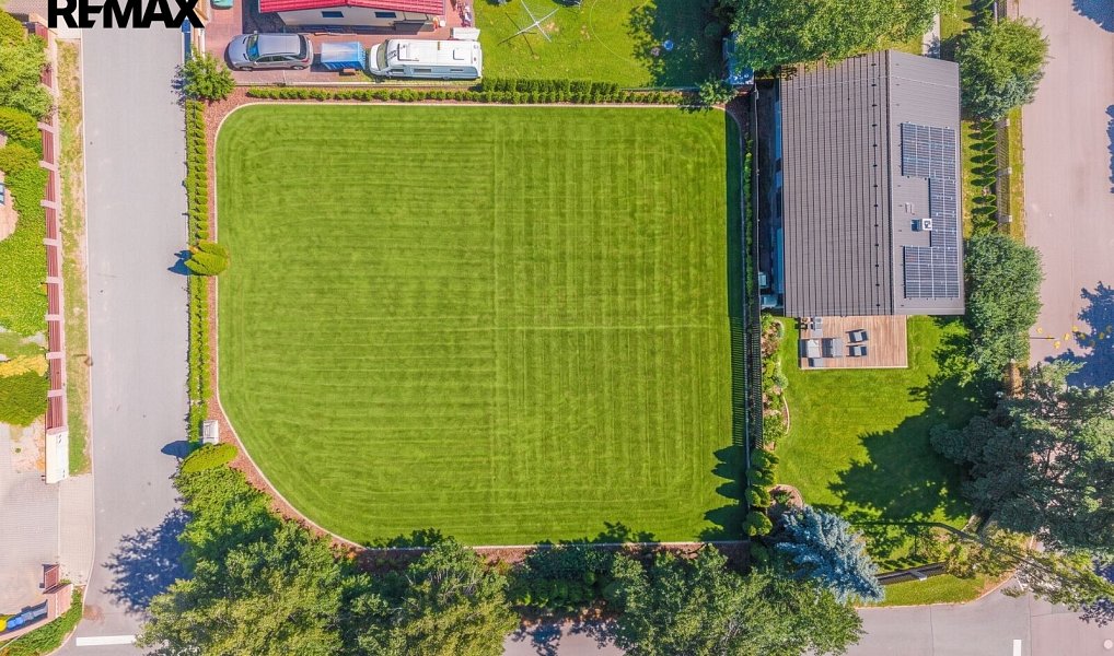 Prodej stavebního pozemku 1 009 m², Jirny – náhled fotky 3