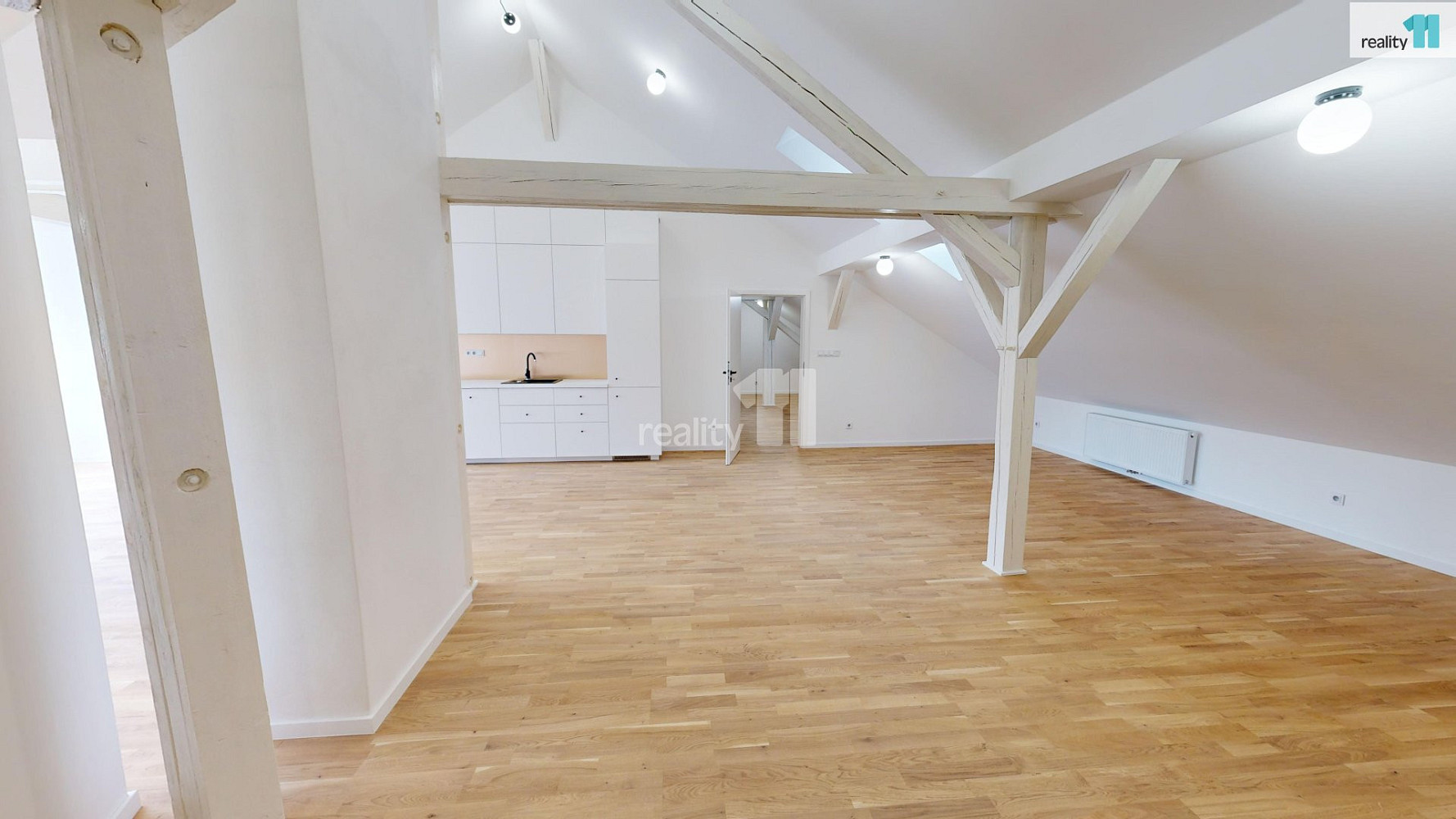 Pronájem komerčního objektu (jiného typu) 151 m² – fotografie 4
