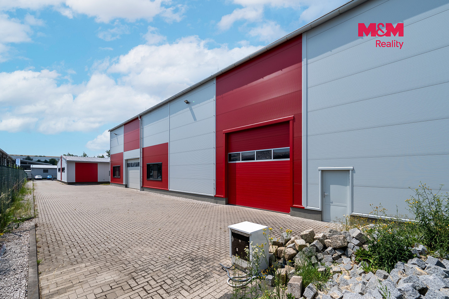 Pronájem skladovacích prostor 992 m² – fotografie 3