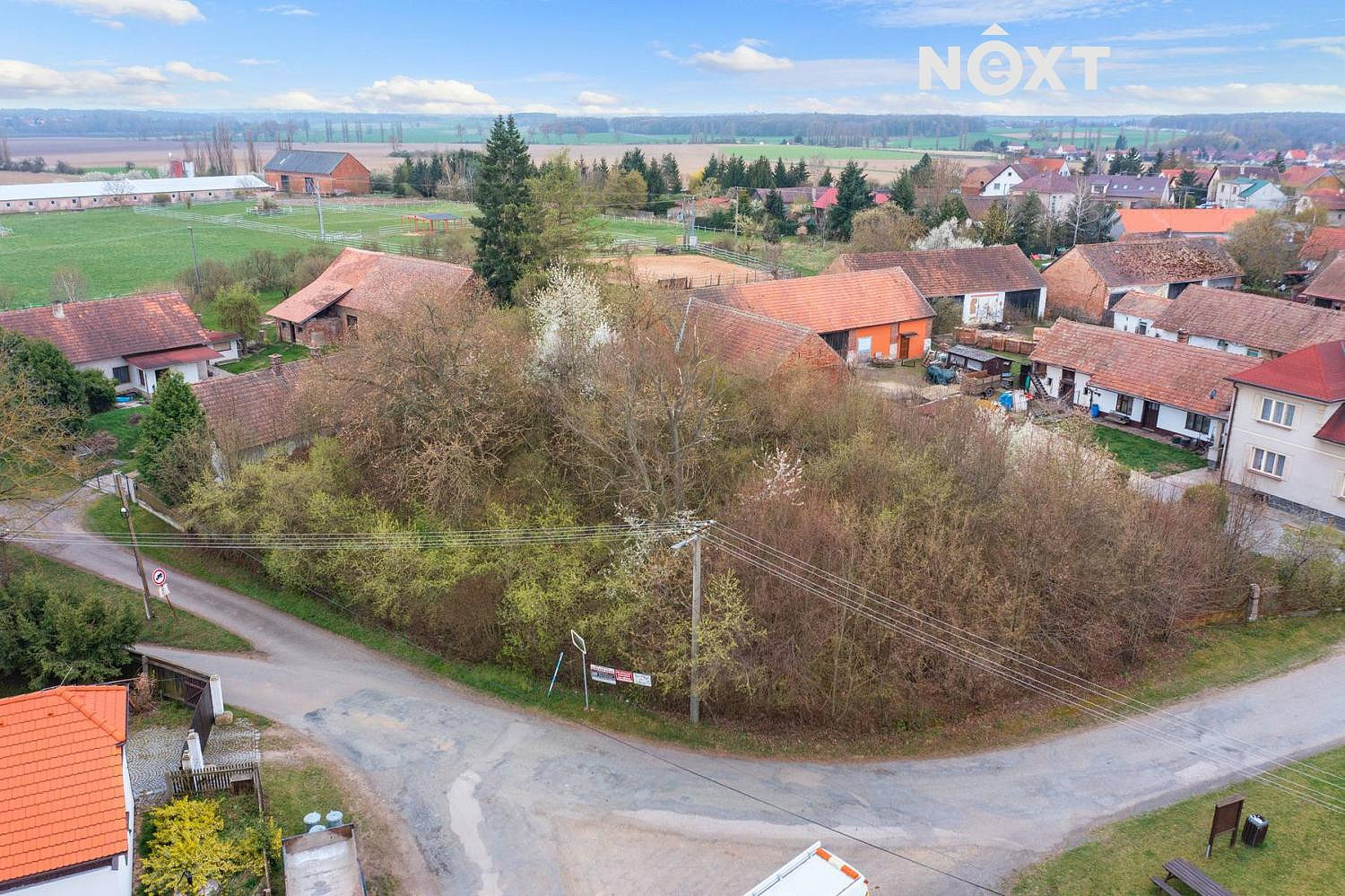 Prodej stavebního pozemku 1 368 m² – fotografie 2