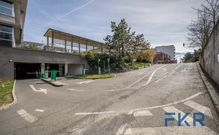 Prodej podzemního parkovacího místa, Vinohradská, Praha 10 - Strašnice