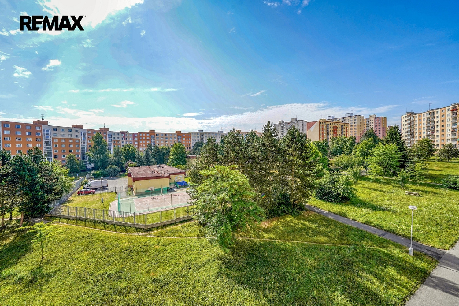 Pronájem bytu 1+1 39 m² - Więcej