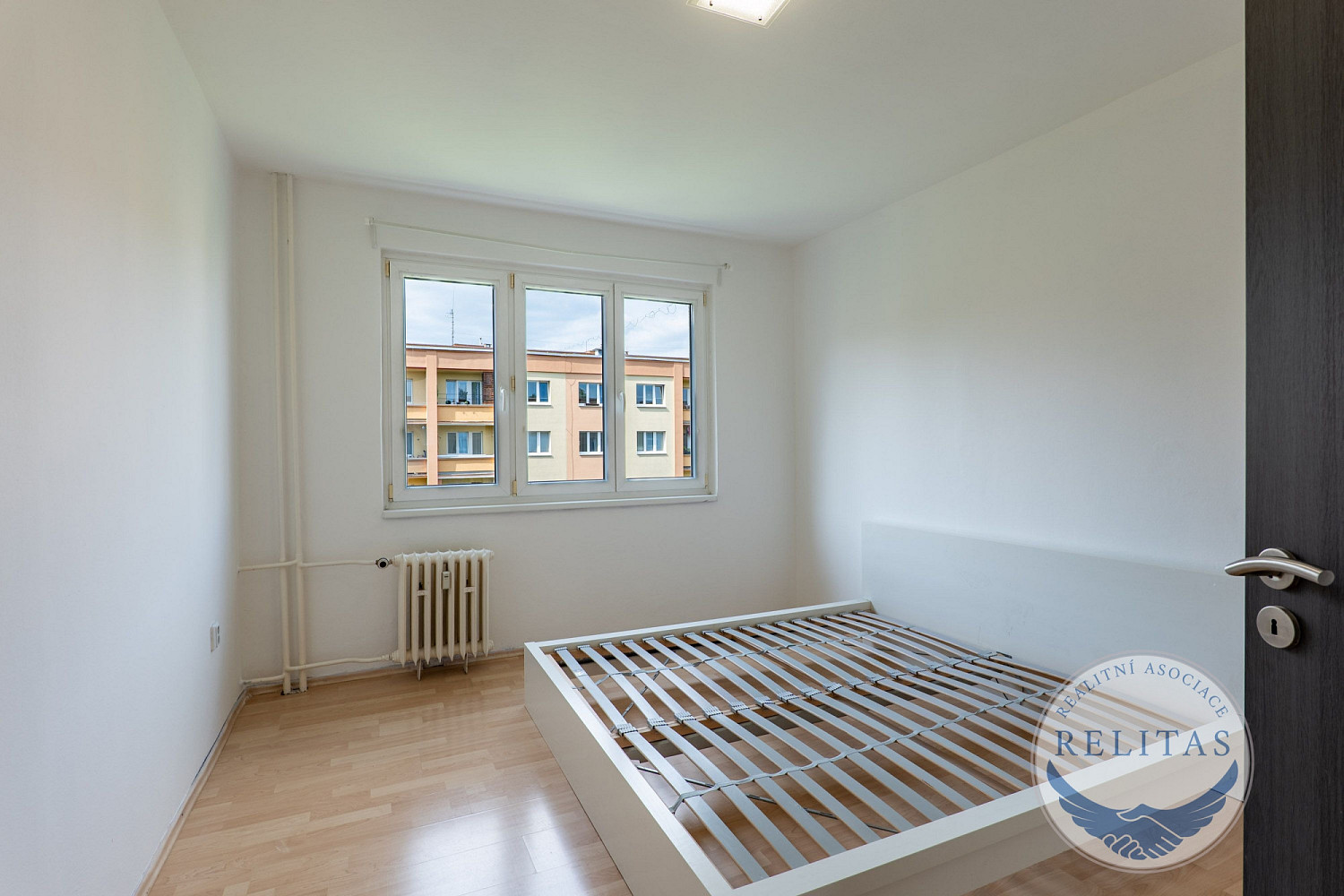 Prodej bytu 2+1 57 m² – pohled 5