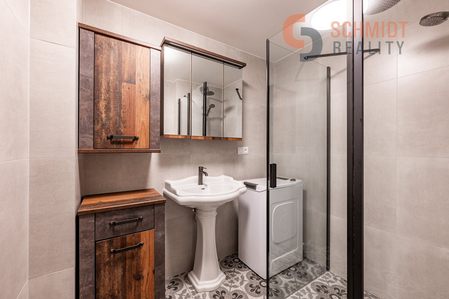 Pronájem bytu 1+1 38 m² – fotografie 2