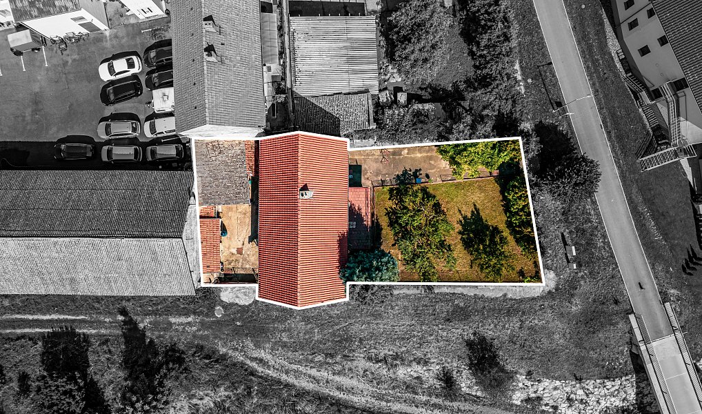 Prodej domu 280 m² s pozemkem 600 m², Lužec nad Vltavou – náhled fotky 3