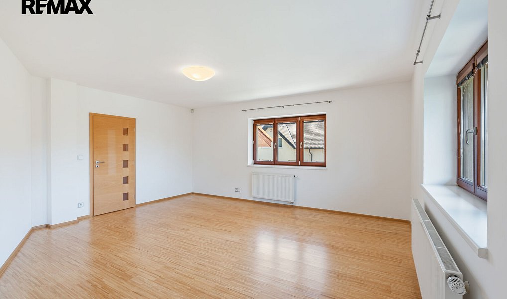 Prodej domu 241 m² s pozemkem 742 m², Praha – náhled fotky 16