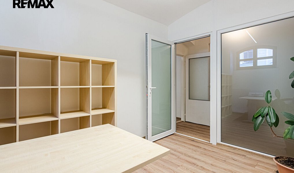 Prodej kanceláře 68 m², Kladno – náhled fotky 6