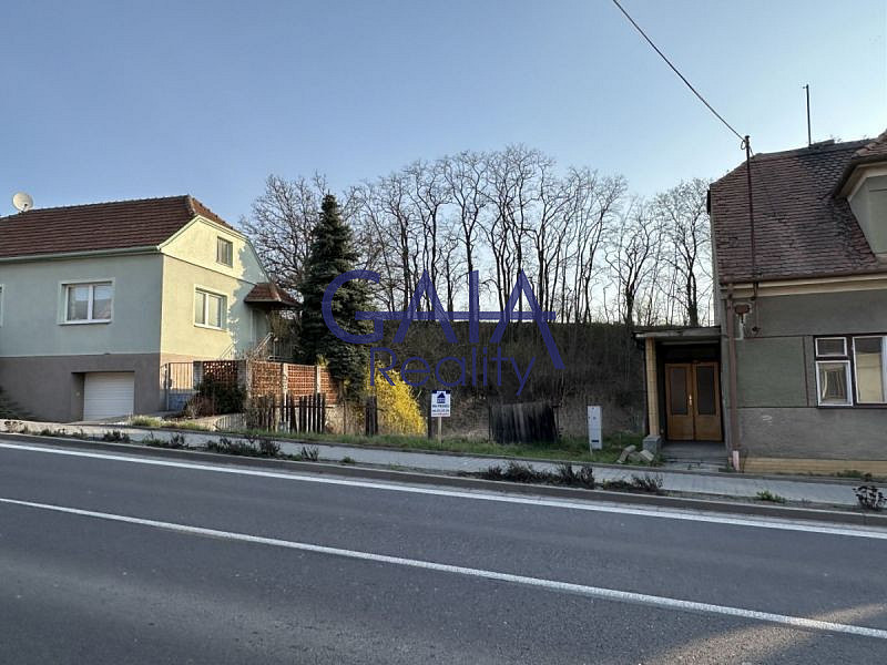 Prodej stavebního pozemku 547 m² – fotografie 3