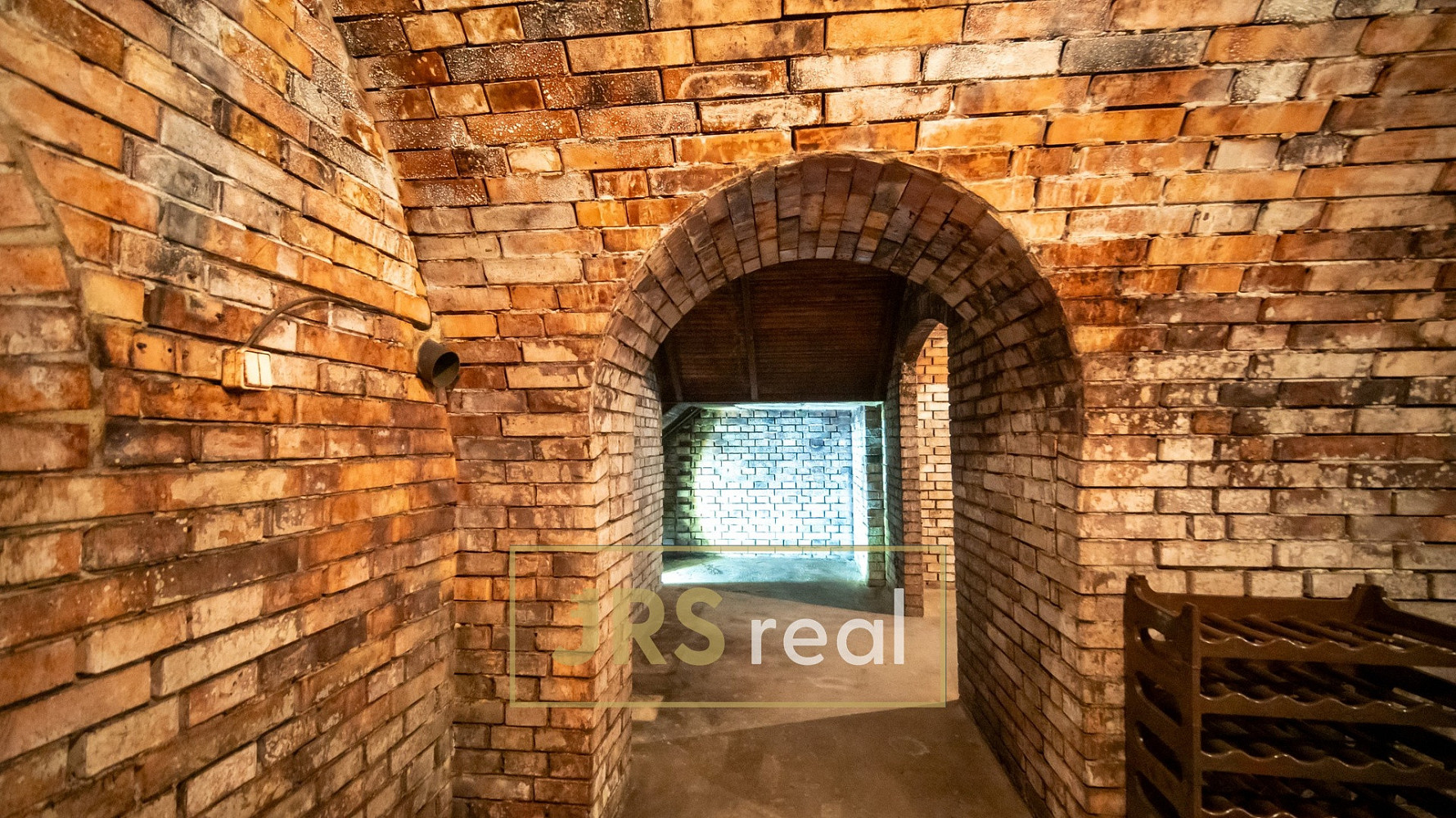Prodej vinného sklepu - velké bílovice — photo 3