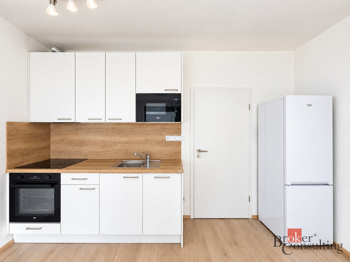 Pronájem bytu 1+kk 33 m²
