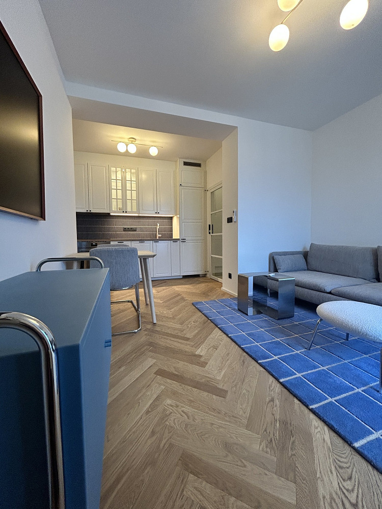 Pronájem bytu 2+kk 55 m² – fotografie 2